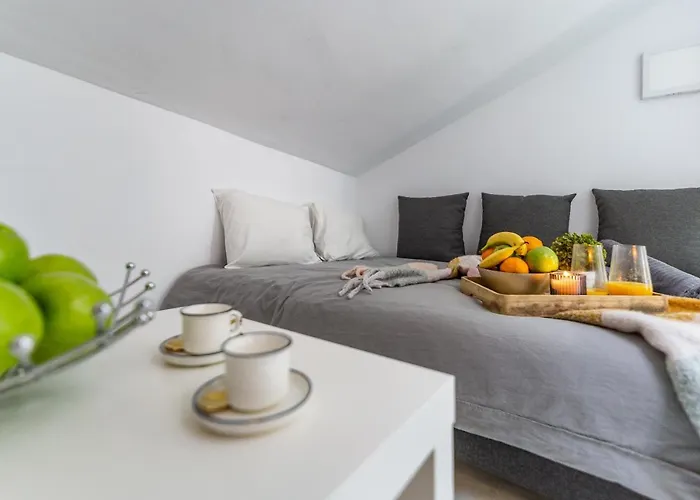 Beautiful Marmoles Studio With Terrace